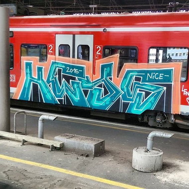 Graffiti Bombing in KÖLN - Photo by Ihrefeld1 - HEYS