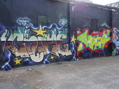 Graffiti Wall in Köln - Photo by Ihrefeld1 - Chime, Void (2016)