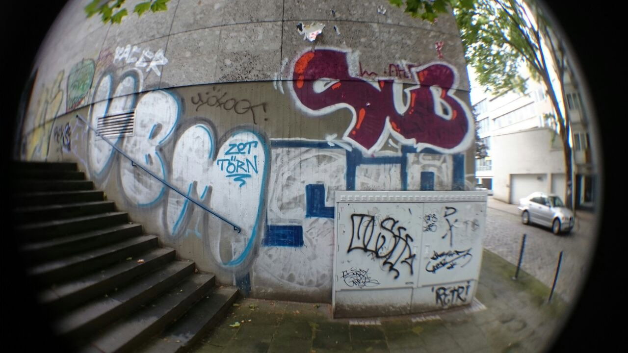 Graffiti Bombing in Köln - Photo by Ihrefeld1 - VBM, SOB