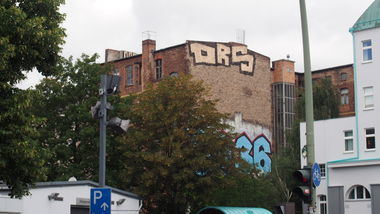 Graffiti Wall in BERLIN - Photo by Ihrefeld1 - DRS, Damagers