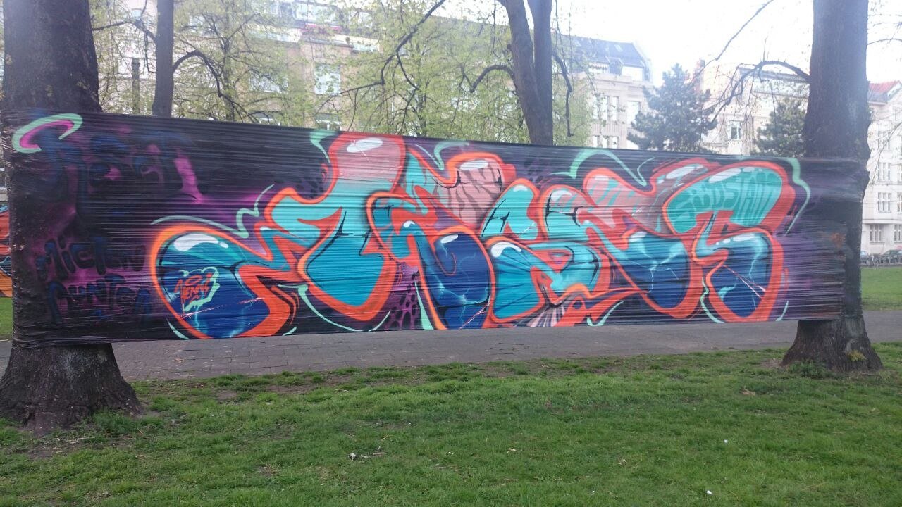 Graffiti Artwork in Köln - Photo by Ihrefeld1 - Reset (2015)