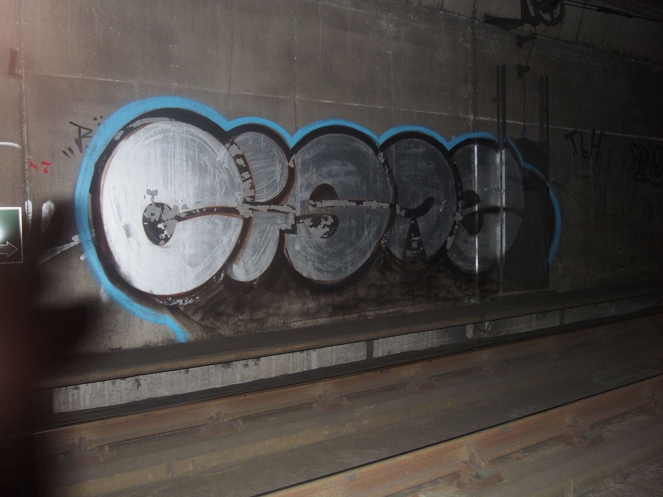 Graffiti Bombing in Köln - Photo by Ihrefeld1 - Cisme