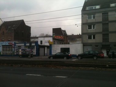 Graffiti Bombing in Köln - Photo by Ihrefeld1 - Syro (2014)