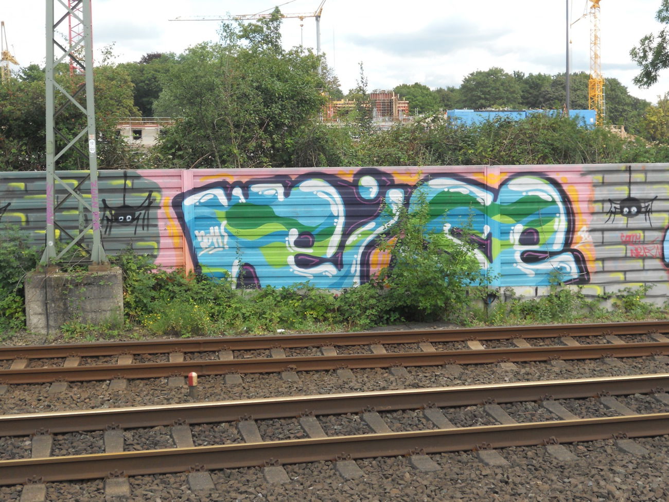 Graffiti Bombing in Köln - Photo by Ihrefeld1 - Weise