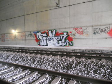 Graffiti Bombing in Köln - Photo by Ihrefeld1 - Frei (2015)