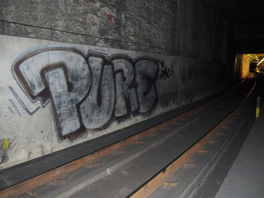 Graffiti Bombing in Köln - Photo by Ihrefeld1 - Pure