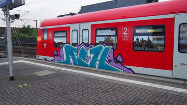 Graffiti Train in Köln - Photo by Ihrefeld1 - Ash (2016)