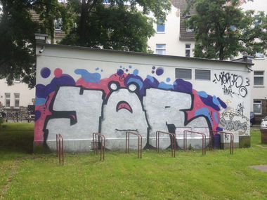 Graffiti Bombing in Köln - Photo by Ihrefeld1 - Yör