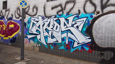 Graffiti Bombing in Köln - Photo by Ihrefeld1 - Akos (2016)