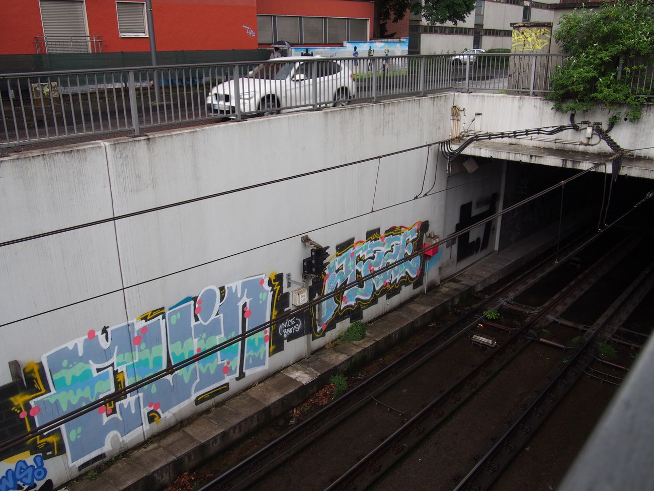 Graffiti Bombing in Köln - Photo by Ihrefeld1 - Evin, Pezze