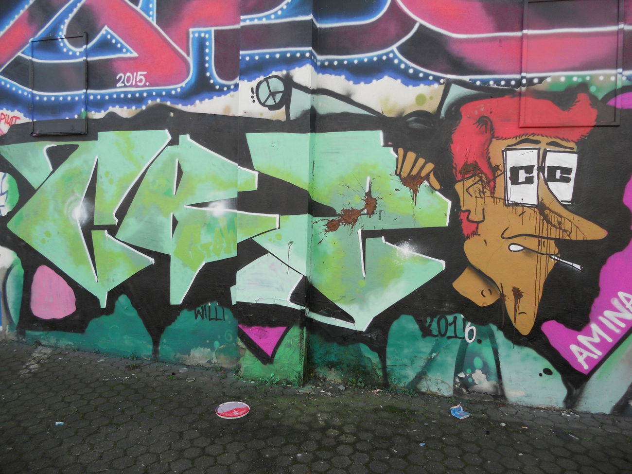 Graffiti Wall in Köln - Photo by Ihrefeld1 - CBZ (2015)