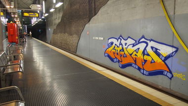 Graffiti Bombing in Köln - Photo by Ihrefeld1 - Topas (2016)