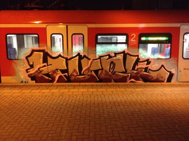 Graffiti Train in Köln - Photo by Ihrefeld1 - Hurk (2016)
