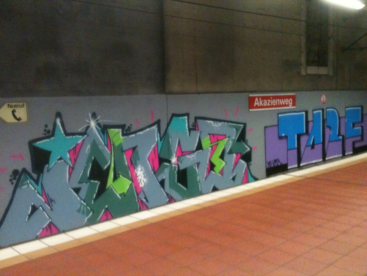 Graffiti Bombing - Photo by Ihrefeld1 - Jengoe, ? (2015)