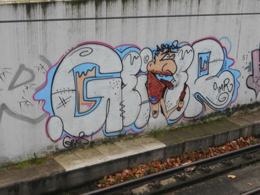 Graffiti Bombing in Köln - Photo by Ihrefeld1 - GEIER