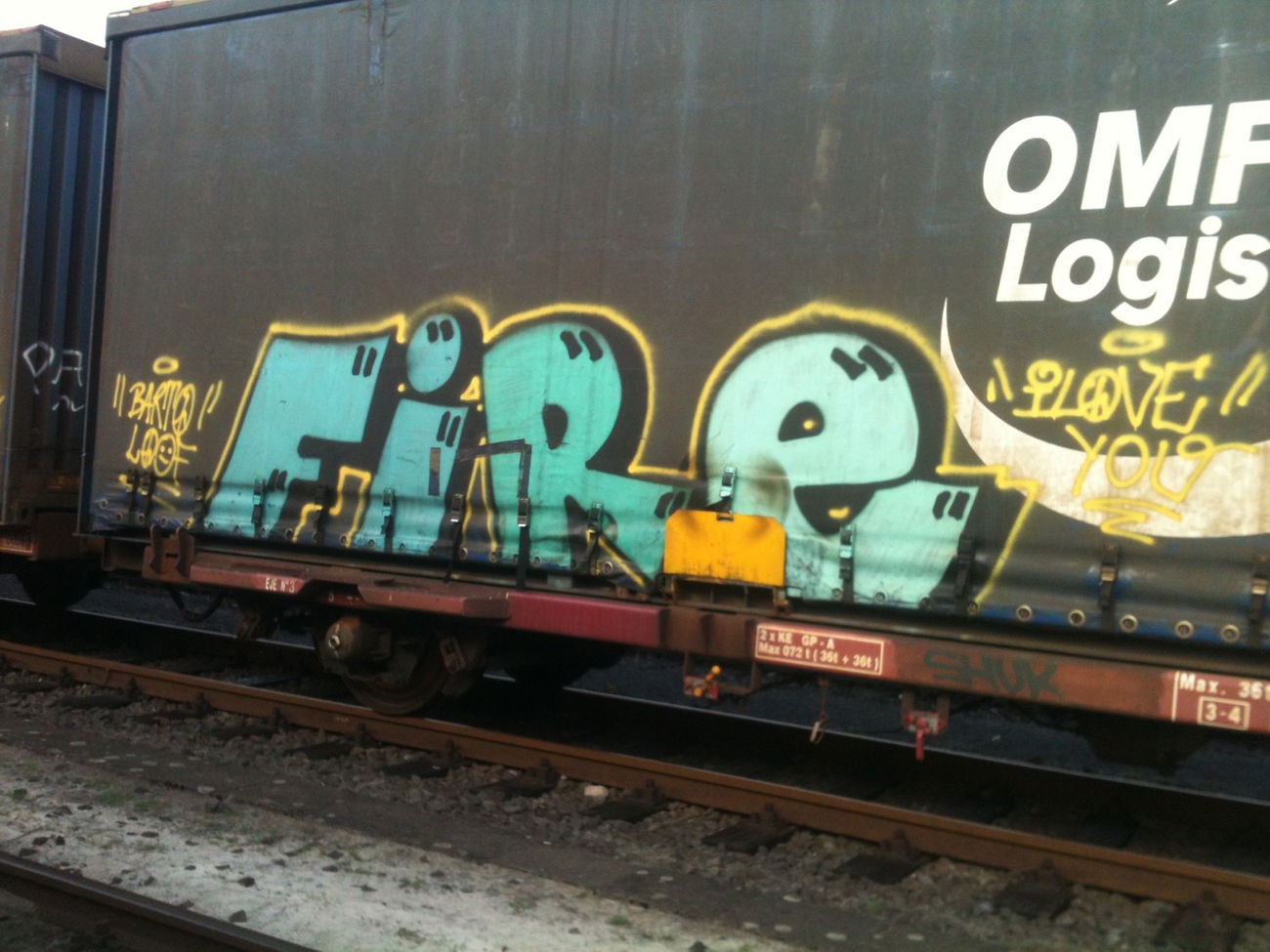 Graffiti Train in Köln - Photo by Ihrefeld1 - Fire