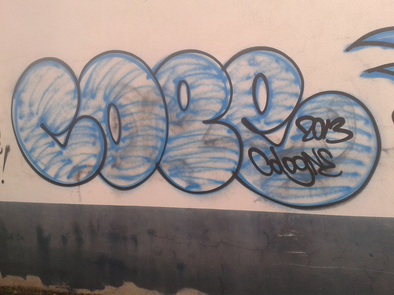 Graffiti Bombing in Köln - Photo by Ihrefeld1 - Cope (2013)