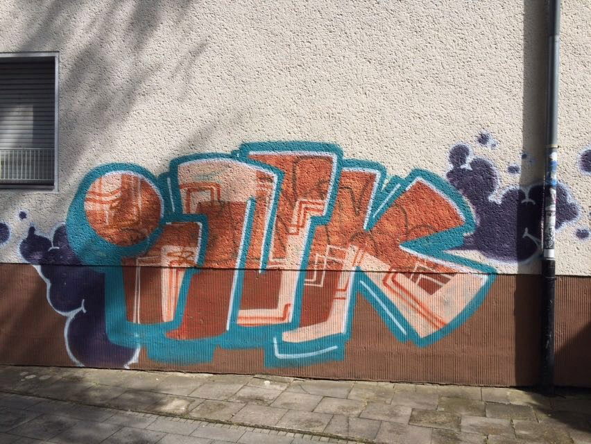 Graffiti Bombing in Köln - Photo by Ihrefeld1 - INK