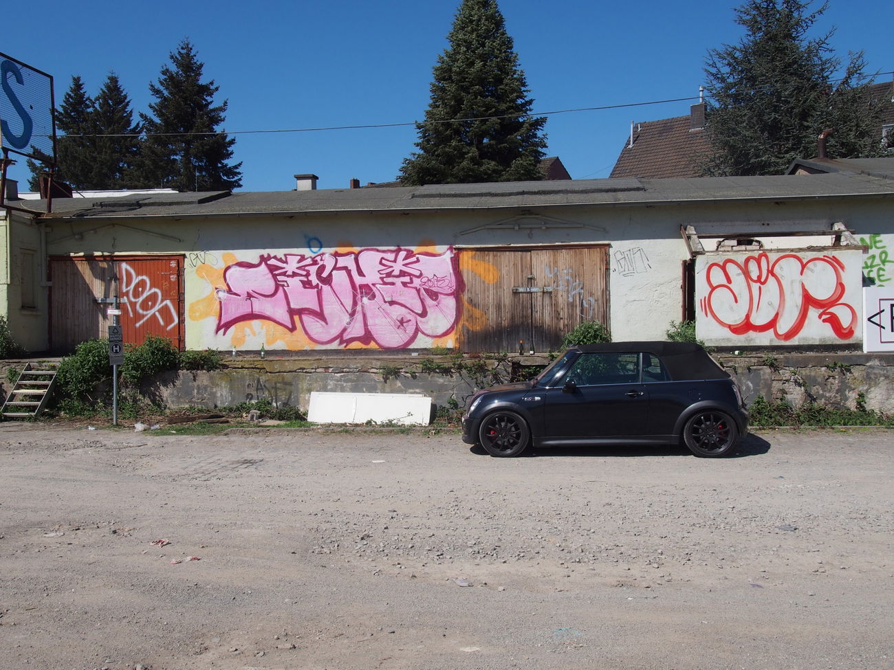 Graffiti Bombing in Köln - Photo by Ihrefeld1 - Richie, YÖR