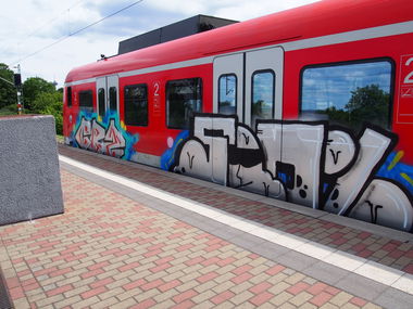 Graffiti Train in Köln - Photo by Ihrefeld1 - CBZ, 500% (2016)