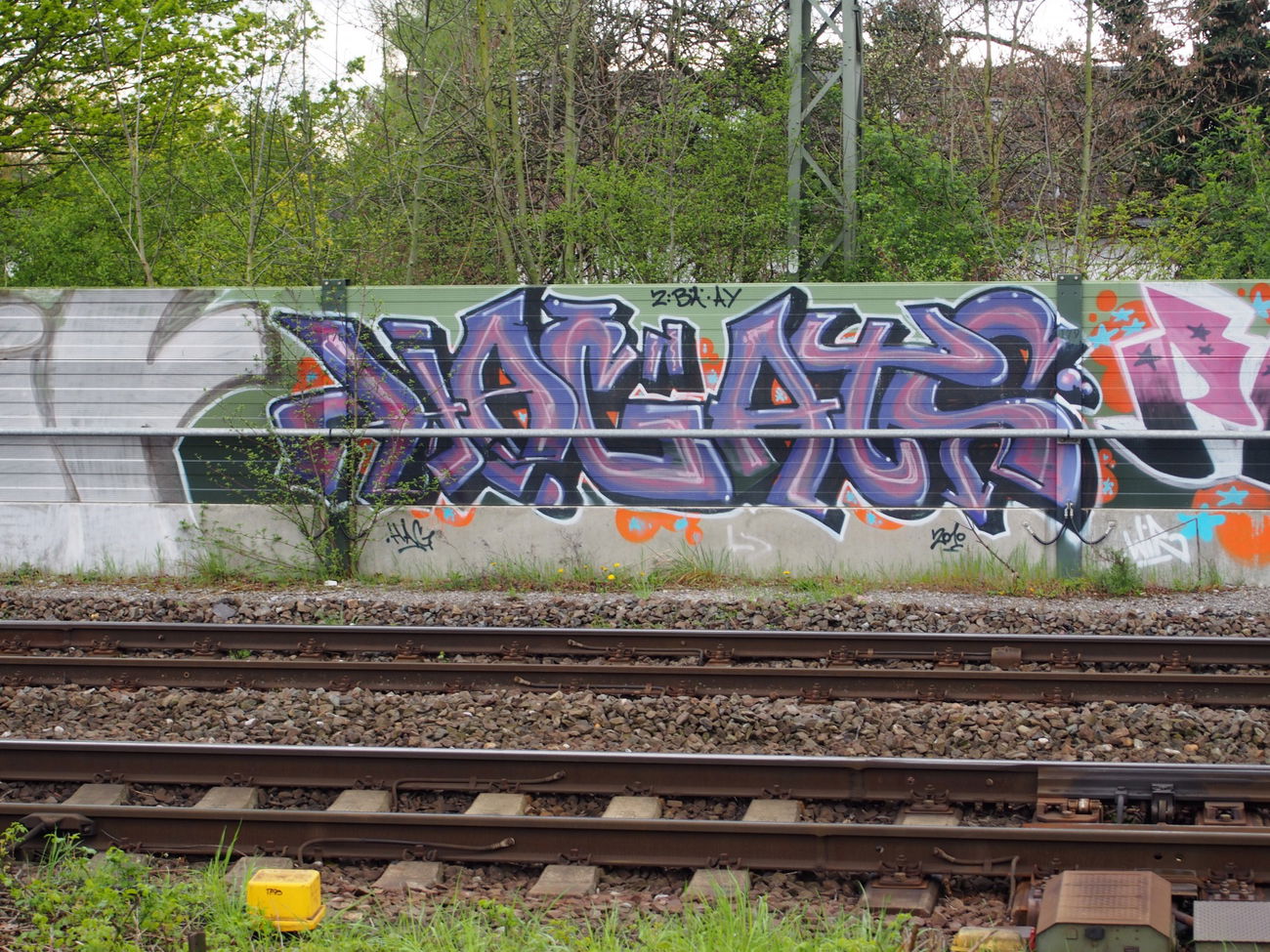 Graffiti Bombing in Köln - Photo by Ihrefeld1 - Hag, ATS