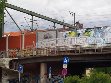 Graffiti Bombing in Köln - Photo by Ihrefeld1 - KOCHKURS, KOKS