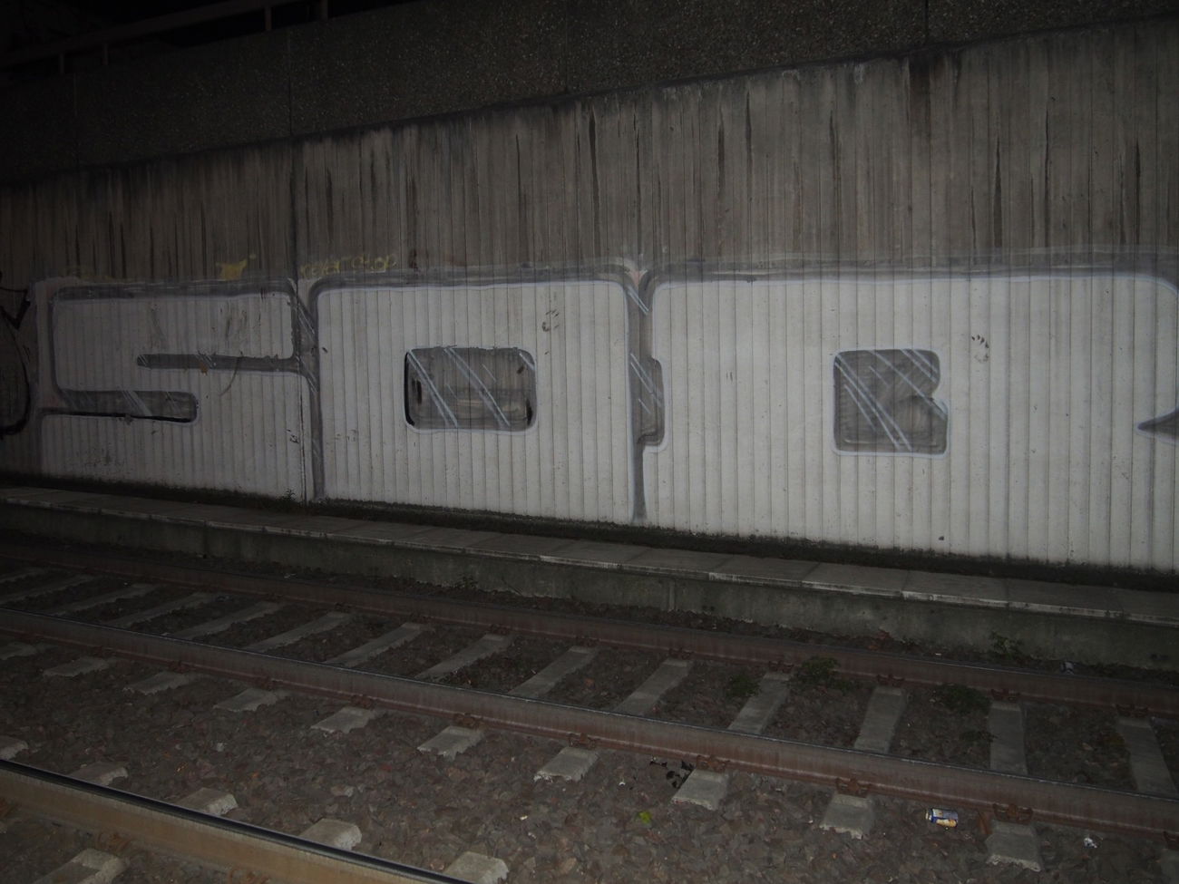 Graffiti Bombing in Köln - Photo by Ihrefeld1 - SOB