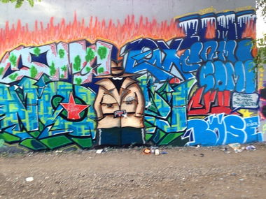 Graffiti Wall in Köln - Photo by Ihrefeld1 - Netz, Comi (2015)