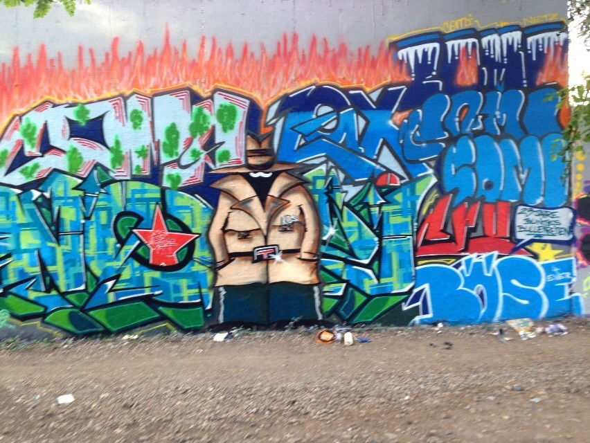 Graffiti Wall in Köln - Photo by Ihrefeld1 - Netz, Comi (2015)
