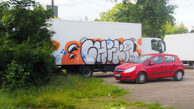 Graffiti Bombing in Köln - Photo by Ihrefeld1 - Chika