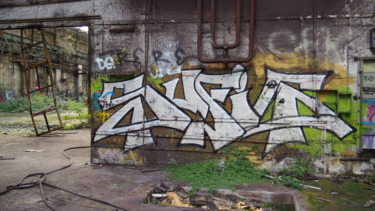 Graffiti Wall in Köln - Photo by Ihrefeld1 - Sufig