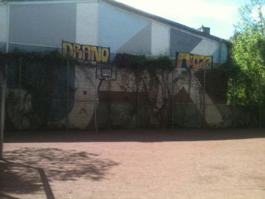 Graffiti Bombing in Köln - Photo by Ihrefeld1 - Drano, Nozz (2015)