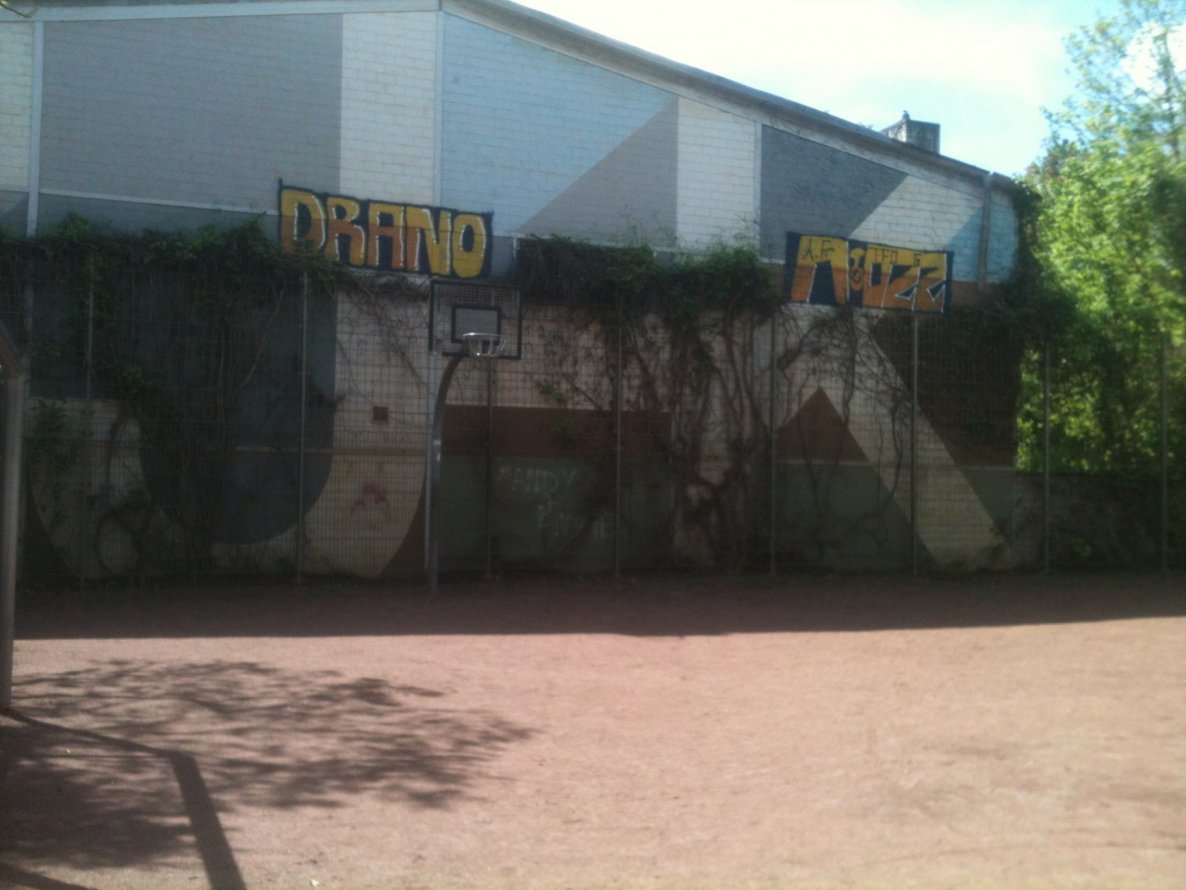 Graffiti Bombing in Köln - Photo by Ihrefeld1 - Drano, Nozz (2015)