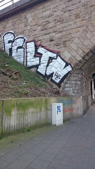Graffiti Bombing in Köln - Photo by Ihrefeld1 - FC, LTN