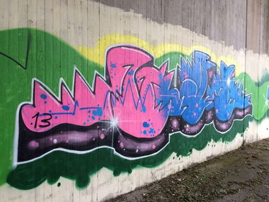 Graffiti Bombing in Köln - Photo by Ihrefeld1 - MAT (2013)
