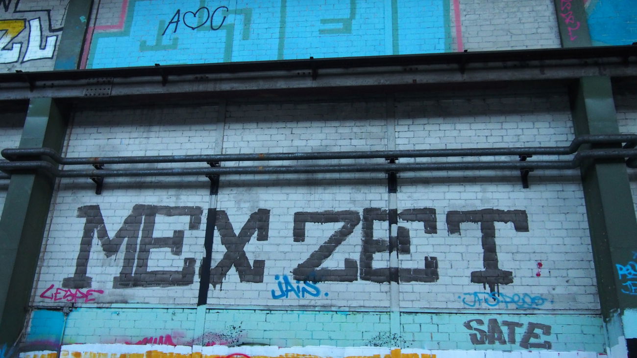 Graffiti Wall in Köln - Photo by Ihrefeld1 - MEX, ZET