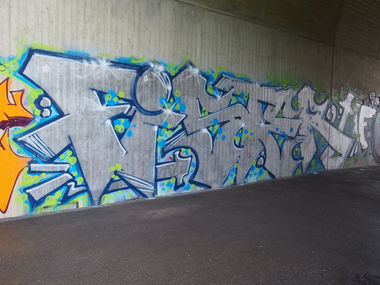 Graffiti Bombing in Köln - Photo by Ihrefeld1 - Fister