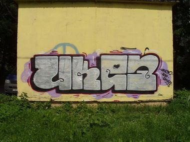 Graffiti Bombing in Saint Petersburg - Photo by Ikezo (2011)