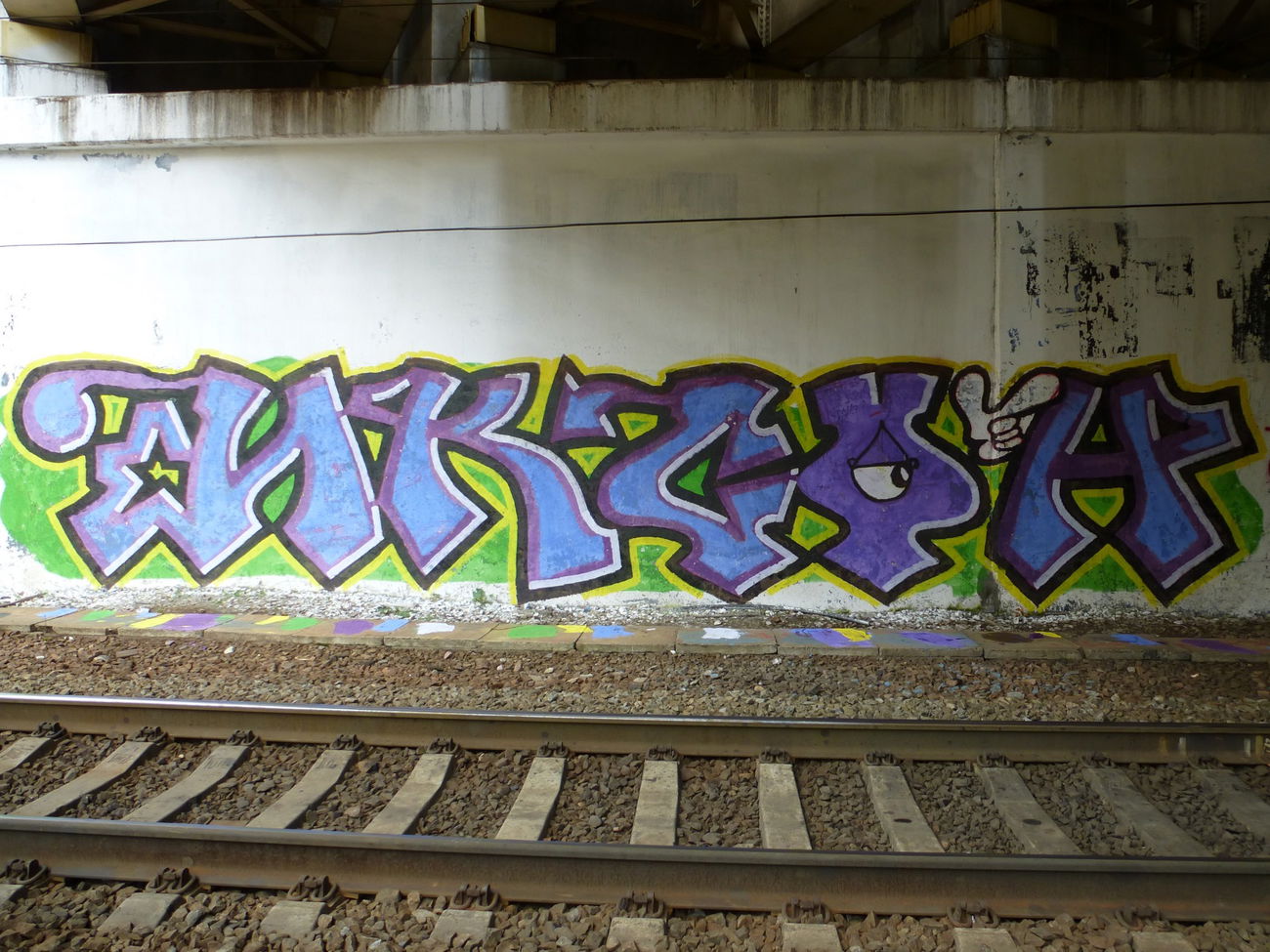 Graffiti Wall - Photo by Ikson - rollup, roller (2015)