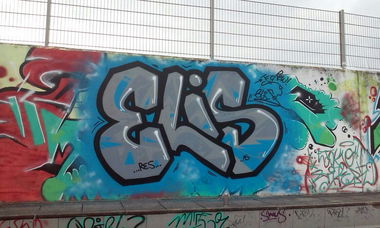 Graffiti Wall - Photo by Ilovemilf193