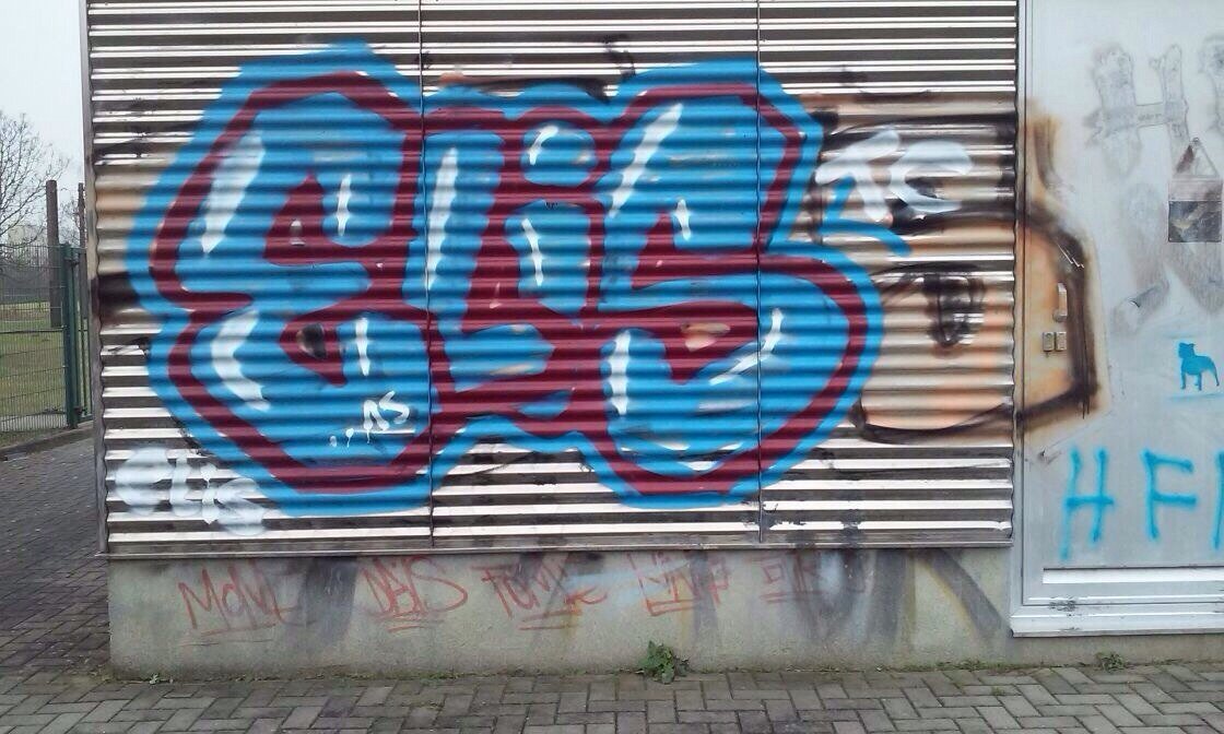 Graffiti Wall - Photo by Ilovemilf193