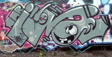 Graffiti Wall - Photo by Info - Mr.Info