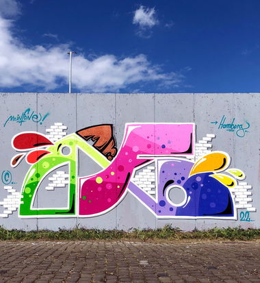 Graffiti Wall - Photo by Info