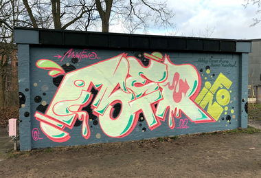 Graffiti Wall - Photo by Info