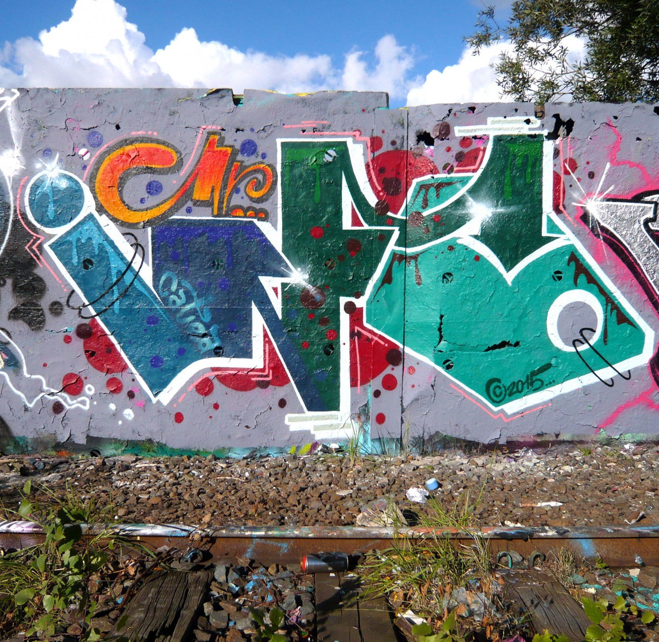 Graffiti Wall - Photo by Info