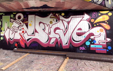 Graffiti Wall - Photo by Info