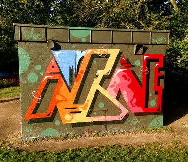 Graffiti Wall - Photo by Info