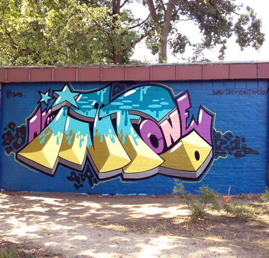 Graffiti Wall - Photo by Info