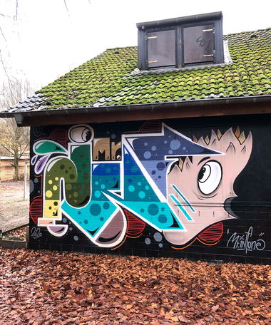 Graffiti Wall - Photo by Info