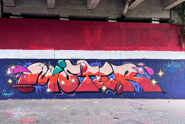 Graffiti Wall - Photo by Info